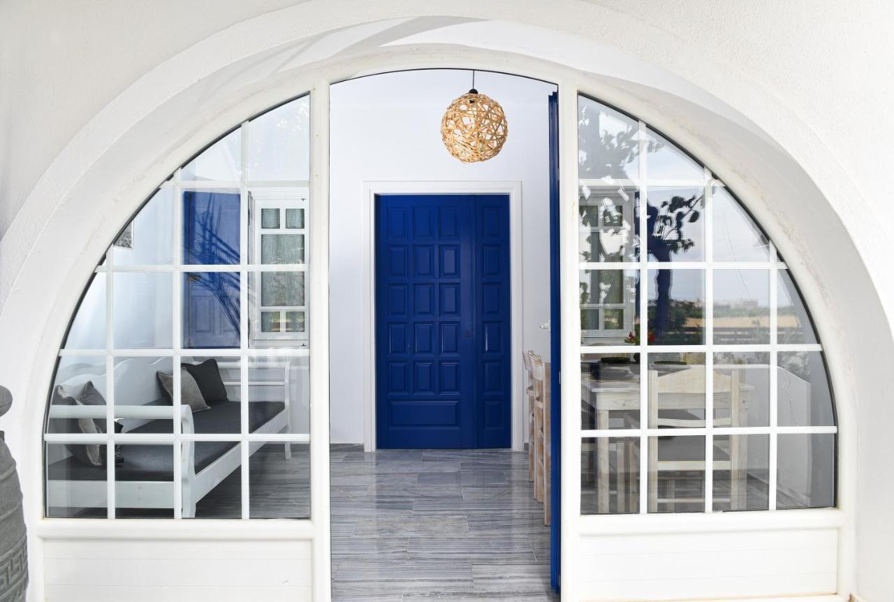 Vila Angelica Perivolos (Santorini)
